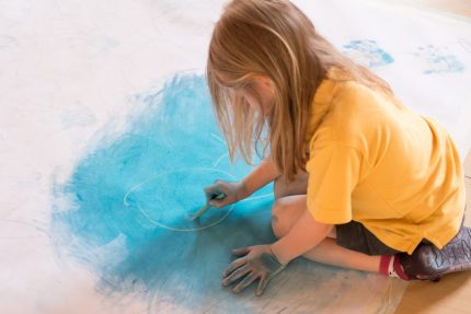 Child drawing 